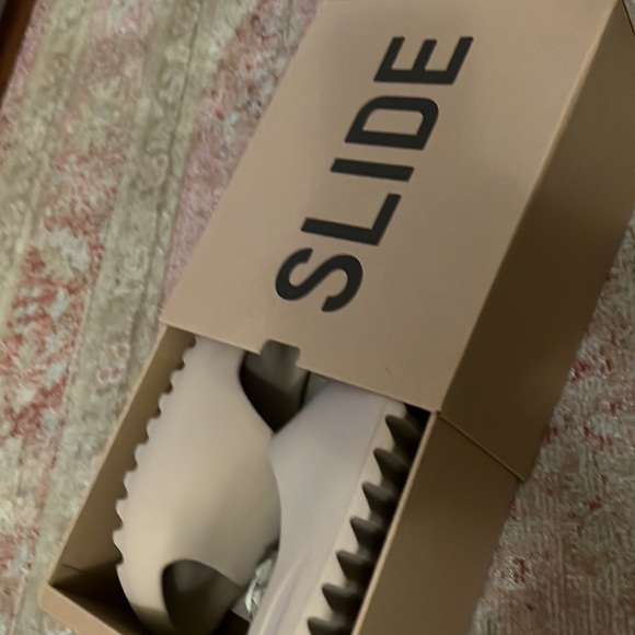 Yeezy Shoes - Yeezy Slides